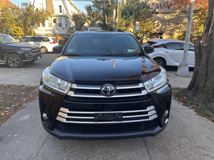 2017年 Toyota Highlander XLE 皮衣