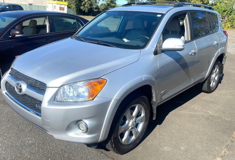 2011 Toyota RAV4 4WD V6 丰田SUV五