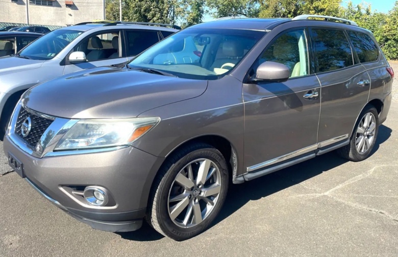 2013 Nissan Pathfinder 4WD Pla