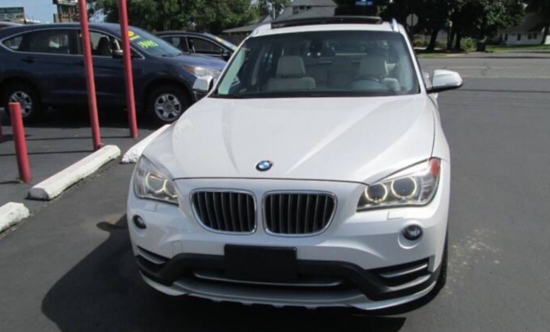 2015 BMW X1 ×Drive28i 售价15995 