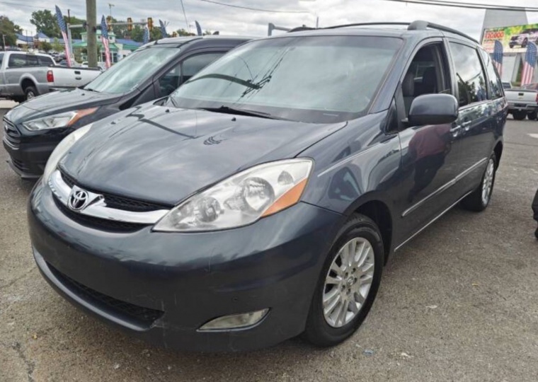 2008 Toyota Sienna XLE AWD 丰田七