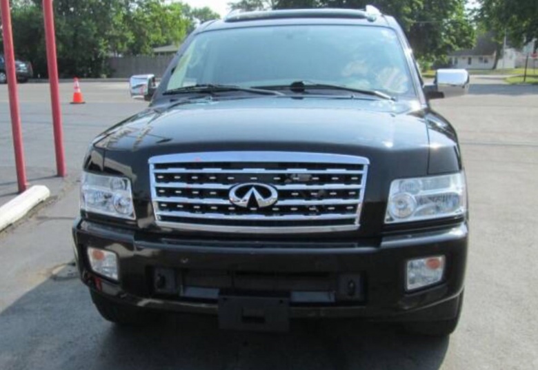 2010 Infiniti QX56 4×4 SUV 英菲尼