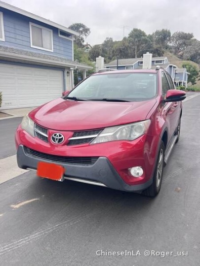 个人出售一台2015 TOYOTA RAV4 XLE 洛杉矶